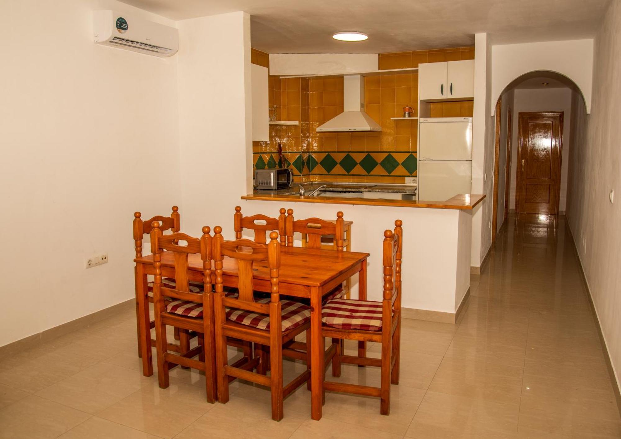 Apartamentos Catalina Турре Экстерьер фото